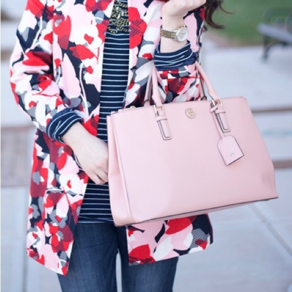 Tory Burch Robinson Handbag - Picture 5 of 5